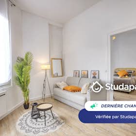 Apartment for rent for €1,187 per month in Montpellier, Rue des Aiguerelles