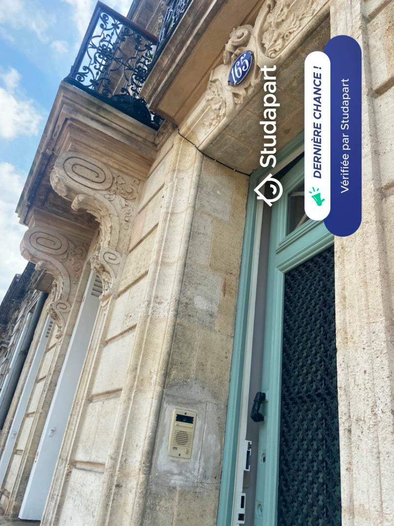 Private room for rent on Boulevard du Président Franklin Roosevelt, Bordeaux