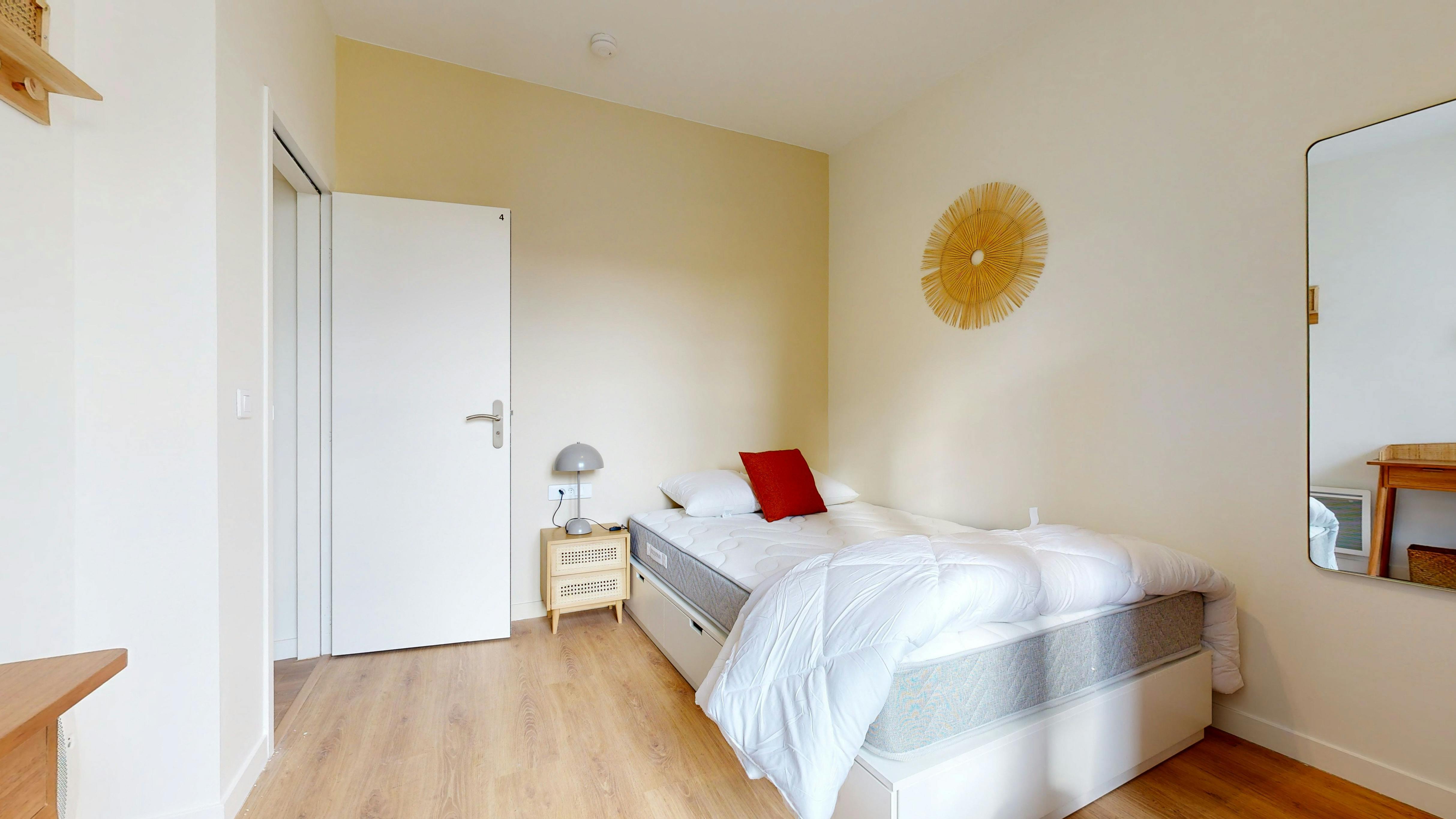 Private room for rent for €687 per month in Montpellier, Avenue Georges Clemenceau