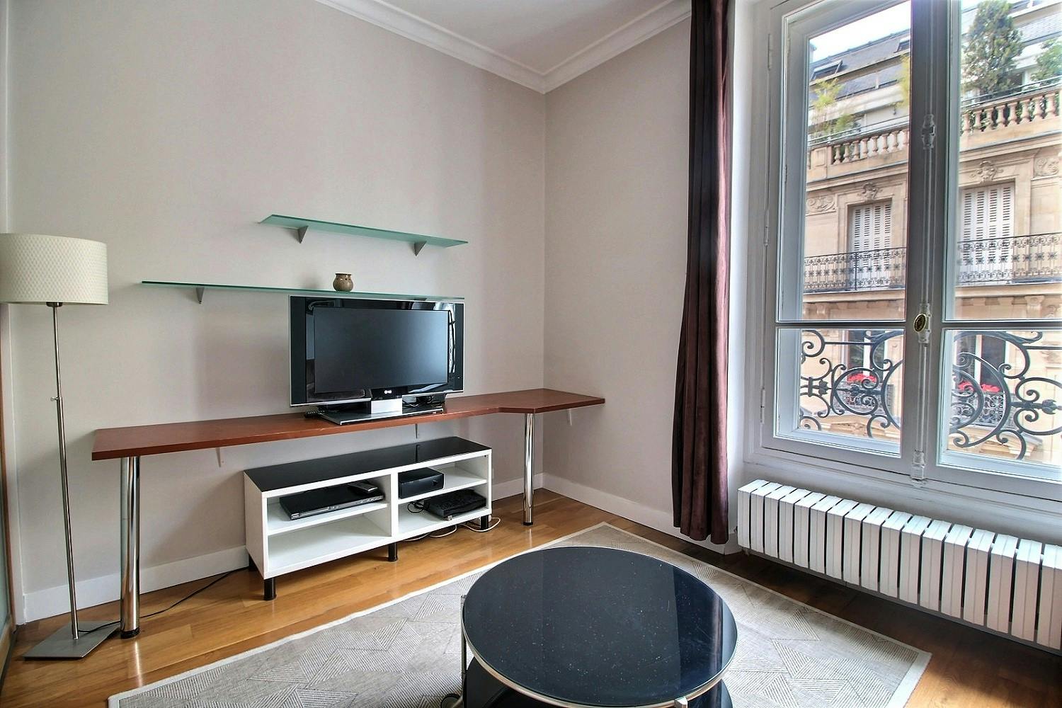 Appartement – Paris, 8th Arrondissement - Plus