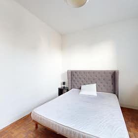 Chambre privée for rent for 490 € per month in Les Ponts-de-Cé, Rue Victor Hugo