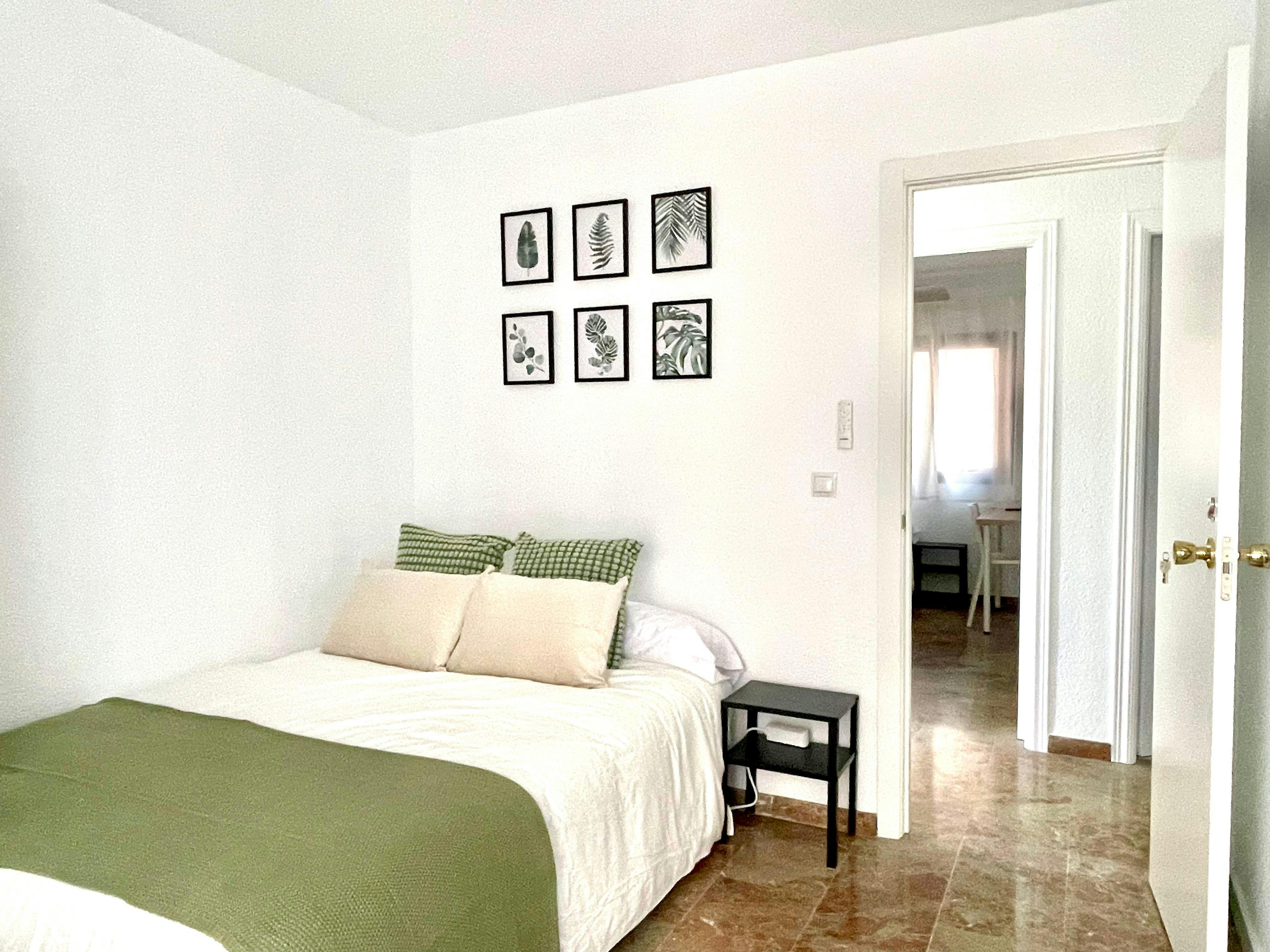 私人房间 正在以 €510 的月租出租，其位于 Málaga, Calle Alfredo Catalani