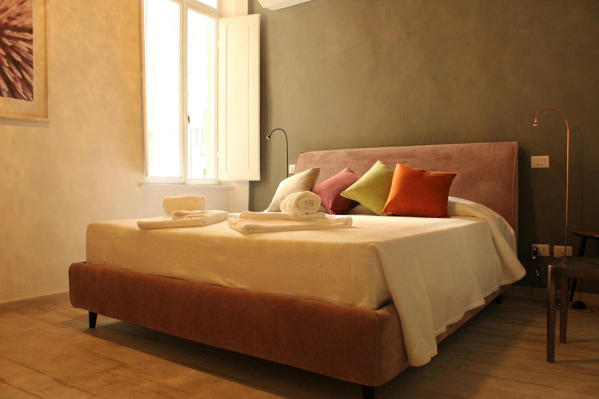 Via del Moro, Florence preview