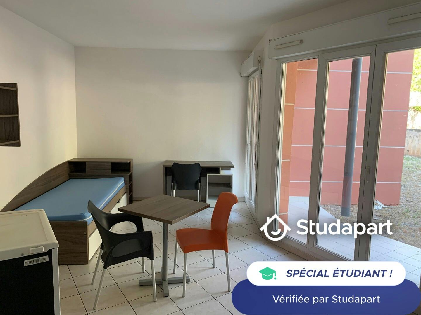 Stanza privata in affitto a 615 € al mese a Biot, Avenue Roumanille