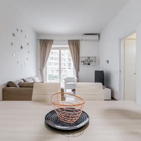 Private room for rent for €1,200 per month in Rome, Via dei Laterani
