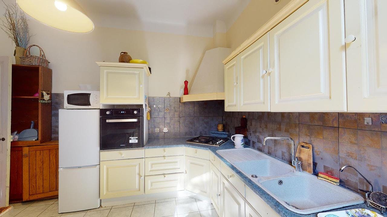 Single room Toulon, 1 bed, 11m² — photo 3