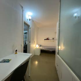 Privé kamer te huur voor € 350 per maand in Sabadell, Carrer dels Drapaires