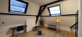 Private room for rent for €995 per month in The Hague, Regentesselaan