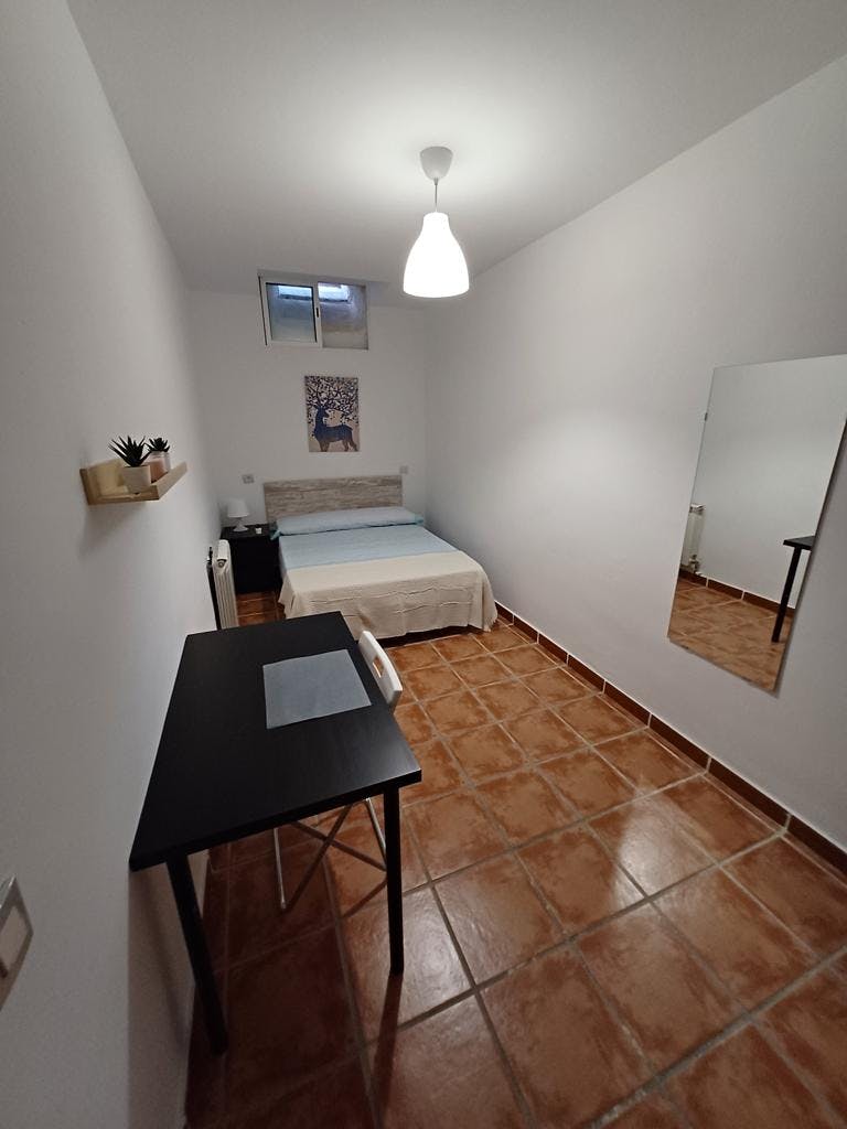 Private room in Calle de Valdesangil, Madrid (1466623) room image 1