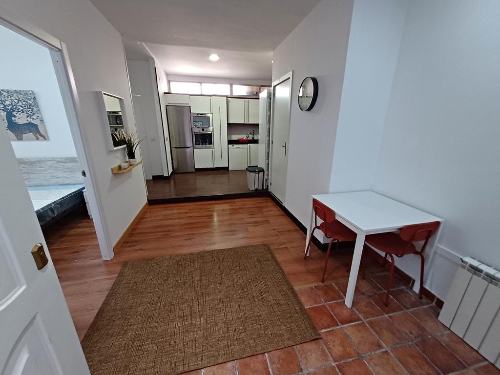 Private room in Calle de Valdesangil, Madrid (1466623) room image 10