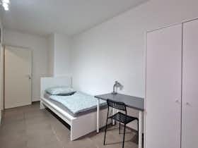 私人房间 正在以 €320 的月租出租，其位于 Dortmund, Stiftstraße