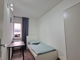 WG-Zimmer zu mieten für 320 € pro Monat in Dortmund, Stiftstraße