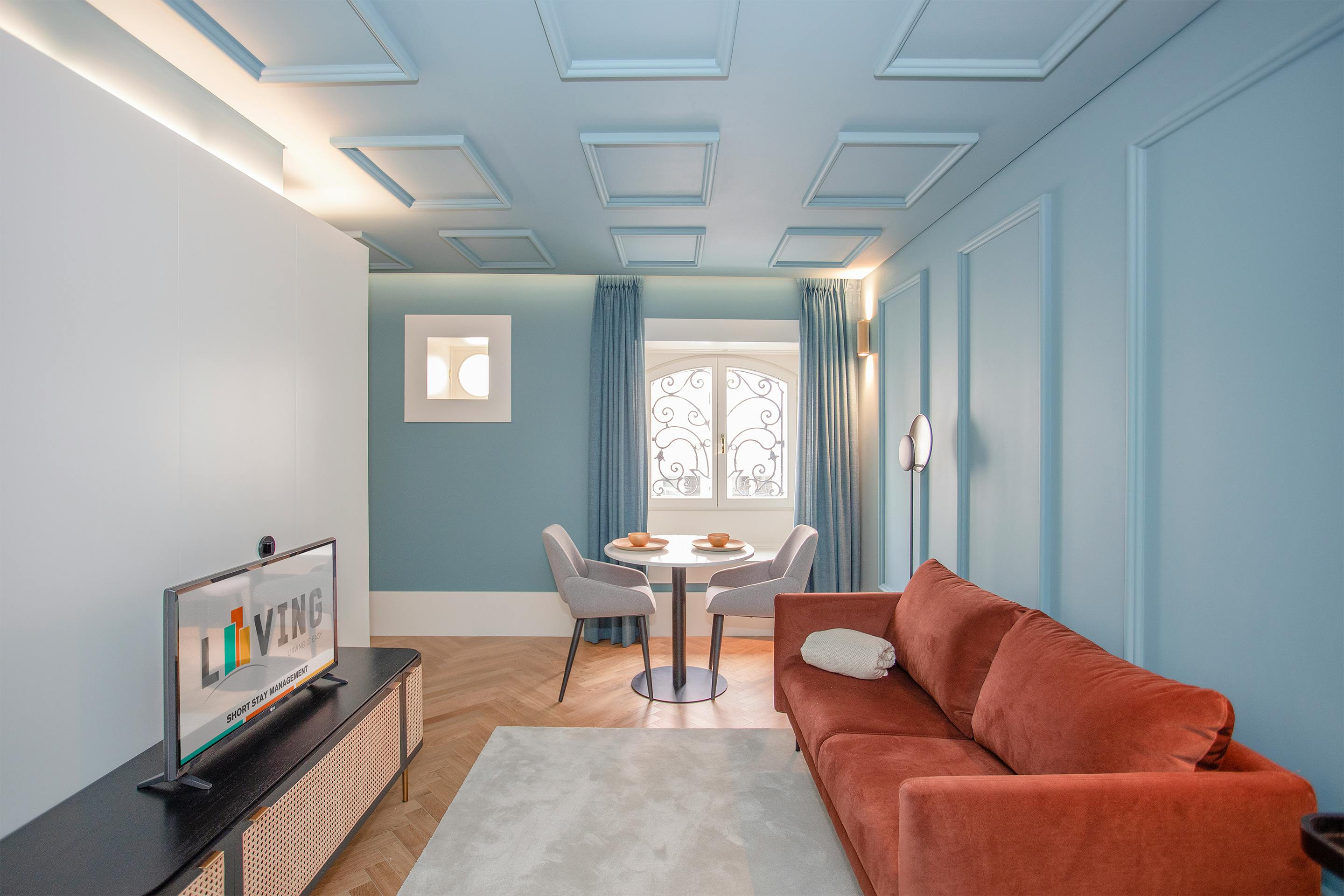 Rua do Infante Dom Henrique, Porto preview