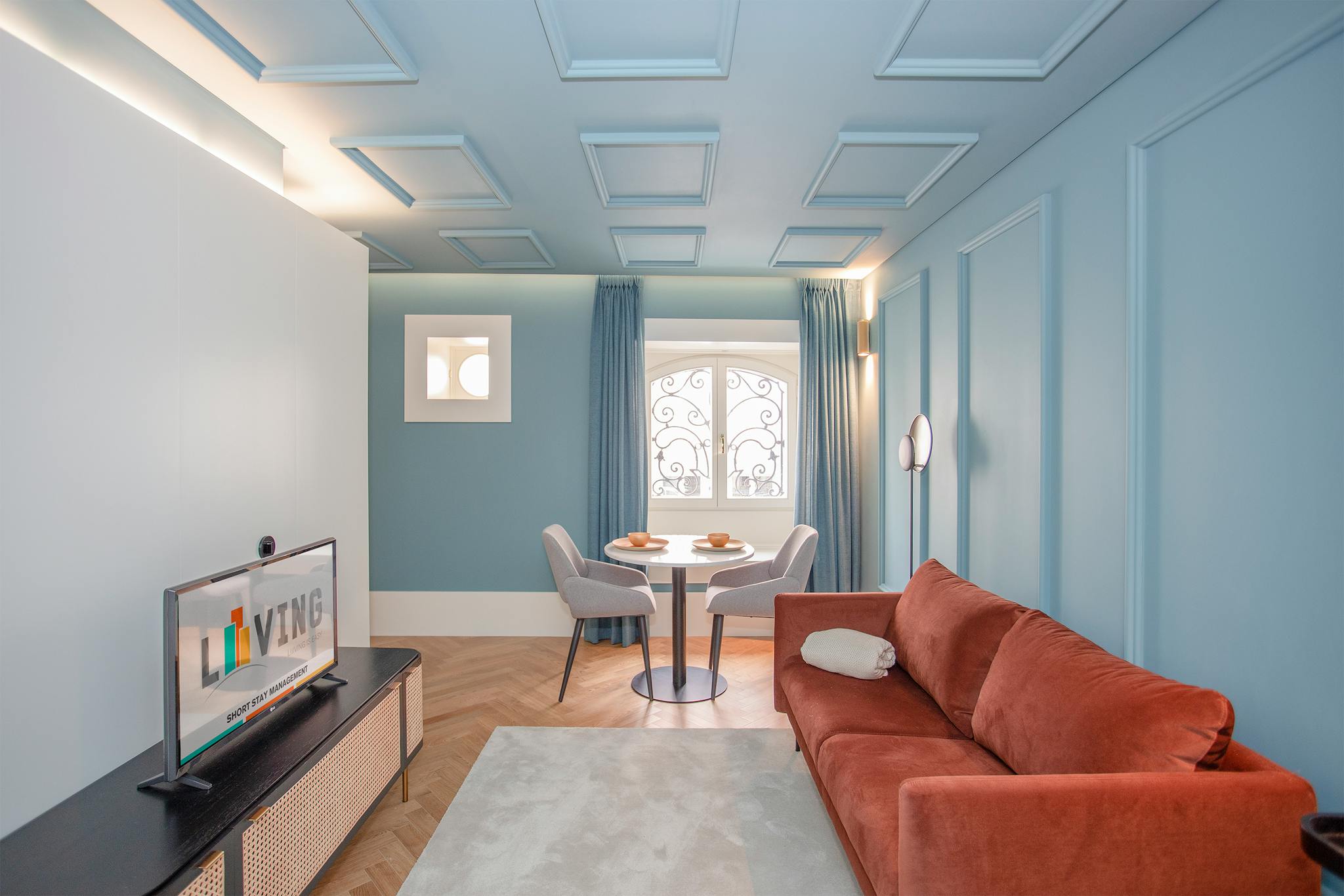 Rua do Infante Dom Henrique, Porto preview