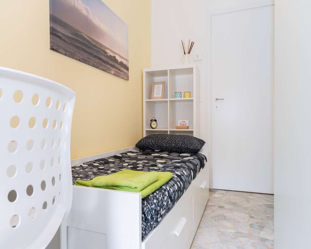 Via Salvatore Barzilai, Milan