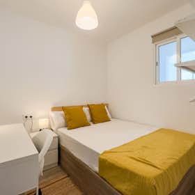 Chambre privée for rent for 530 € per month in L'Hospitalet de Llobregat, Carrer de l'Antiga Travessera