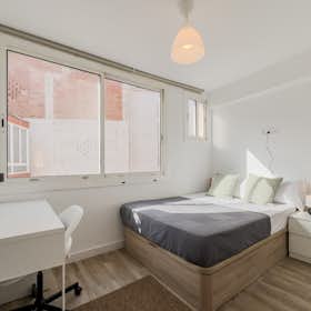 Private room for rent for €630 per month in L'Hospitalet de Llobregat, Carrer de l'Antiga Travessera