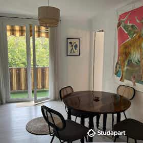 Lägenhet att hyra för 770 € i månaden i Antibes, Boulevard Gustave Chancel