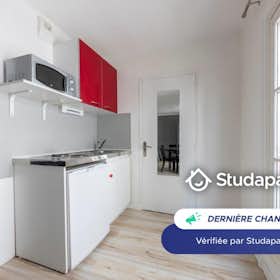 Apartamento for rent for 655 € per month in Nantes, Rue de l'Échelle
