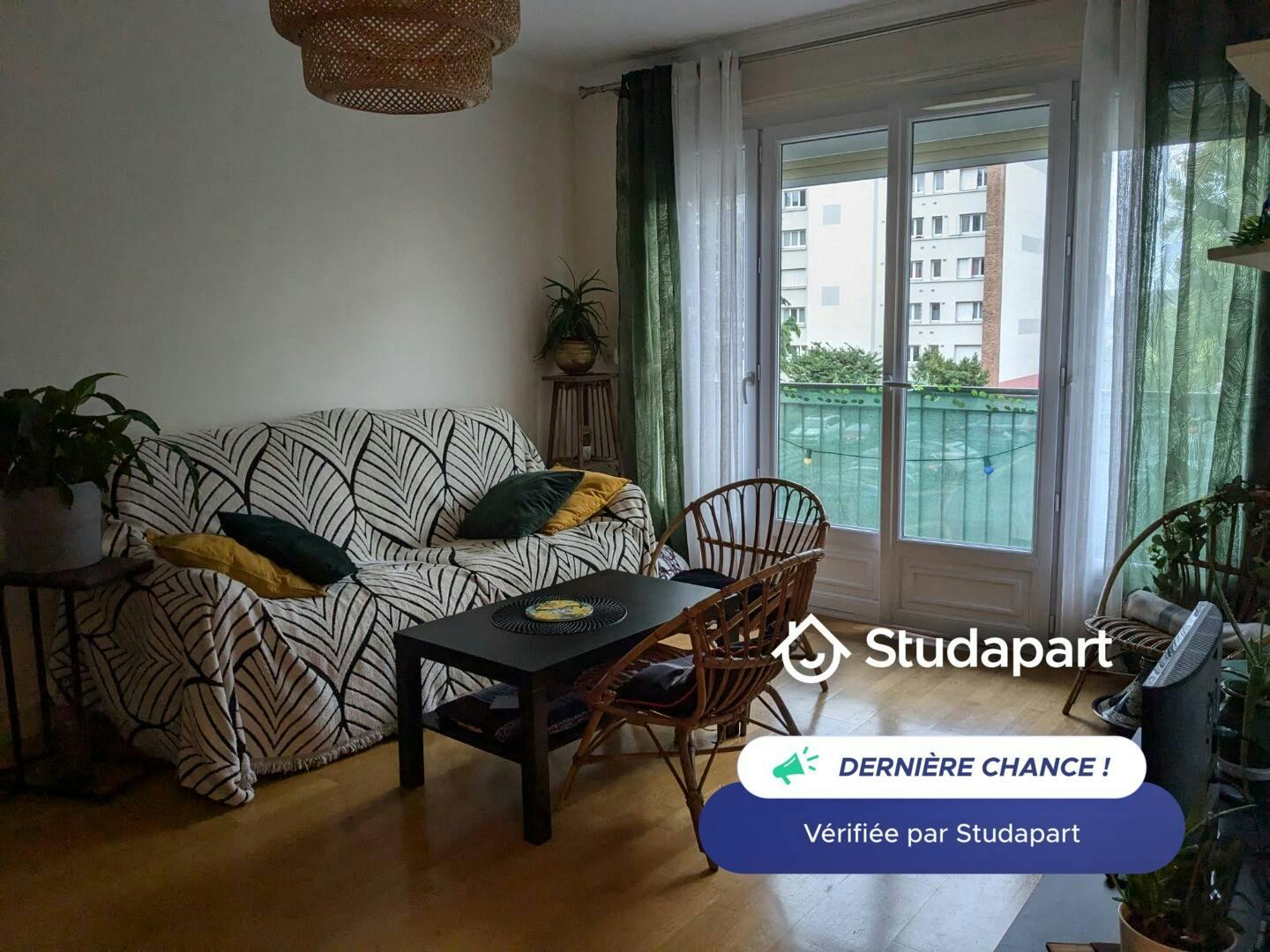 Apartment for rent for €1,150 per month in Juvisy-sur-Orge, Rue Monttessuy