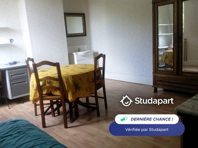Private room for rent for €360 per month in Tourcoing, Rue de Guisnes