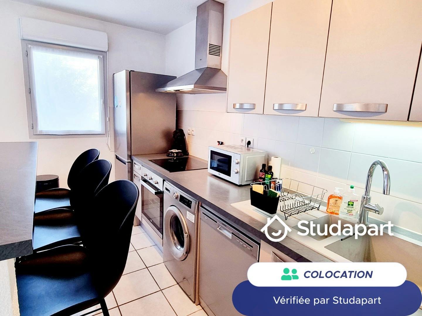 Private room for rent on Cours Balguerie Stuttenberg, Bordeaux - Plus