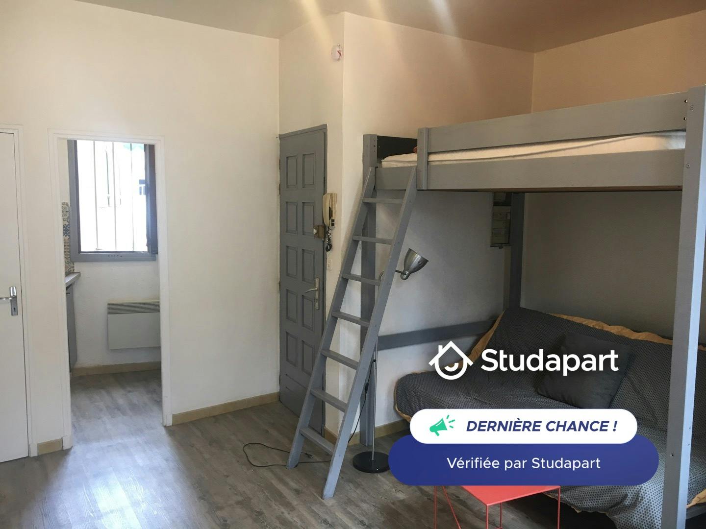 Appartement à louer pour 535 €/mois à Avignon, Rue du Portail Matheron