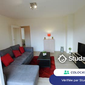 Private room for rent for €389 per month in Limoges, Allée Condillac