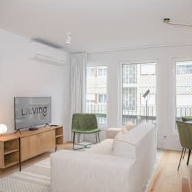 Apartment for rent for €10 per month in Porto, Rua de João das Regras