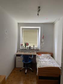 Apartamento en alquiler por 1600 € al mes en Ljubljana, Reboljeva ulica