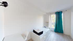 私人房间 正在以 €410 的月租出租，其位于 Tours, Allée Hugues Cosnier