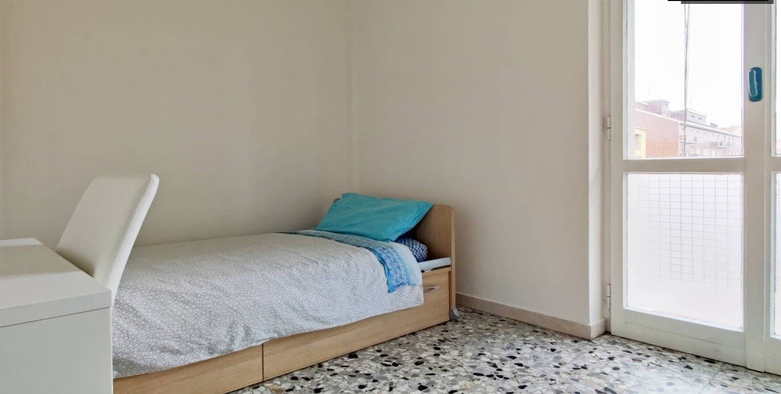 Via Alberto da Gandino, Milan