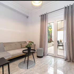 Appartement te huur voor € 800 per maand in Athens, Amfeias