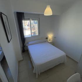 Private room for rent for €420 per month in Málaga, Calle Barcenillas