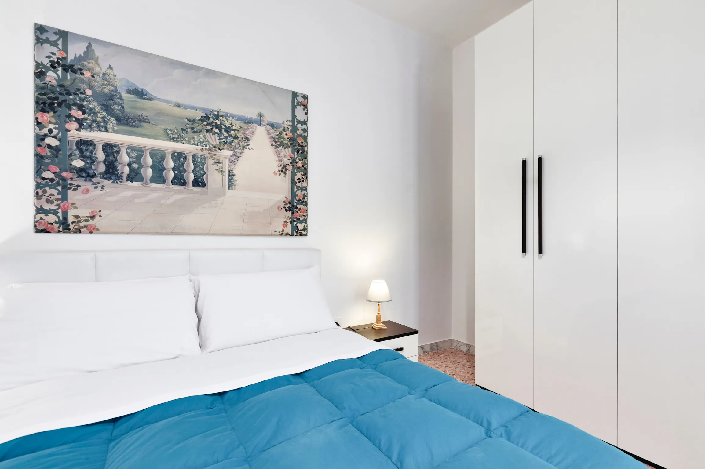 2-Bedroom Apartment in Via Cosimo di Palma, Lecce 4