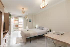 Private room for rent for €550 per month in Málaga, Calle Blas de Lezo