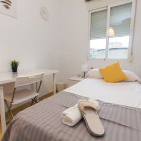 Private room for rent for €420 per month in Málaga, Calle Nazareno