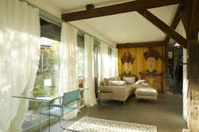私人房间 正在以 CHF 3,043 的月租出租，其位于 Zürich, Rämistrasse