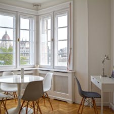 Studio for rent for HUF 284,337 per month in Budapest, Bem rakpart