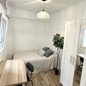 Privé kamer te huur voor € 315 per maand in Córdoba, Calle Conquistador Benito de Baños