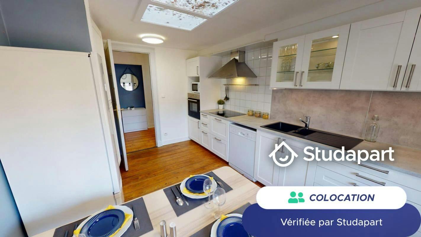 Private room for rent on Allée de Chartres, Bordeaux - Vue 5