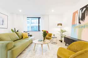 公寓 正在以 £2,650 的月租出租，其位于 London, Hackney Road