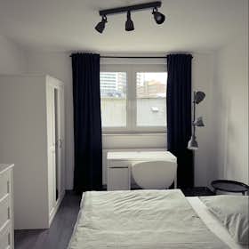 Wohnung for rent for 1.800 € per month in Frankfurt am Main, Münchener Straße