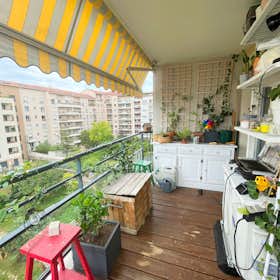 Private room for rent for €587 per month in Lyon, Rue Turbil
