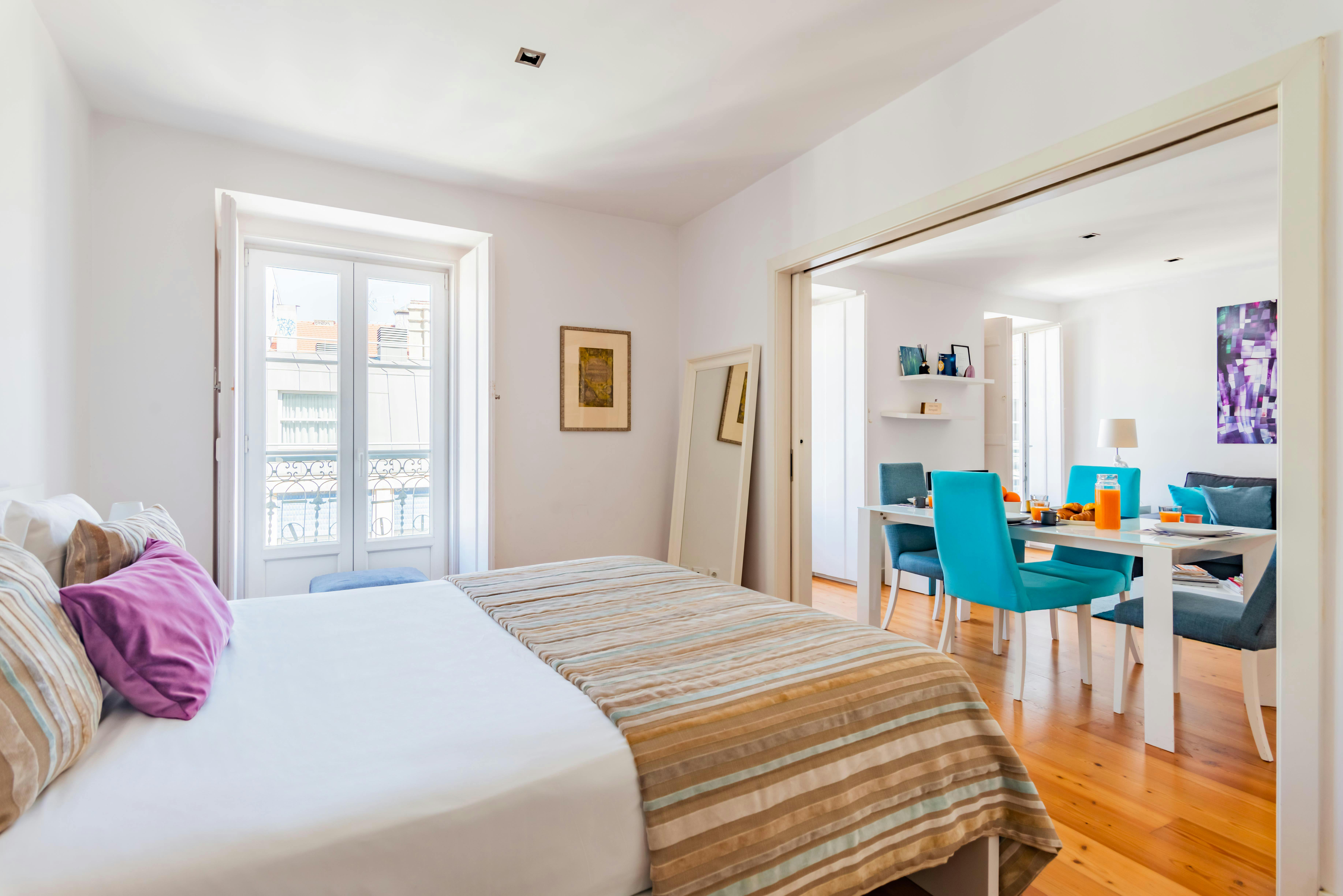 Apartment for rent for €7,380 per month in Lisbon, Rua da Glória