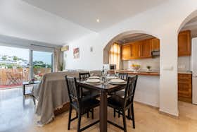 Apartamento para alugar por € 1.400 por mês em Benalmádena, Calle Granada