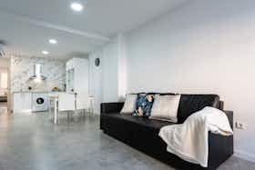 Квартира за оренду для 1 400 EUR на місяць у Málaga, Calle Altamira