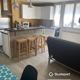 公寓 for rent for €470 per month in Saint-Martin-d’Hères, Rue Lionel Terray