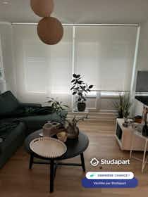 Appartement te huur voor € 600 per maand in Lambersart, Rue Flament Reboux