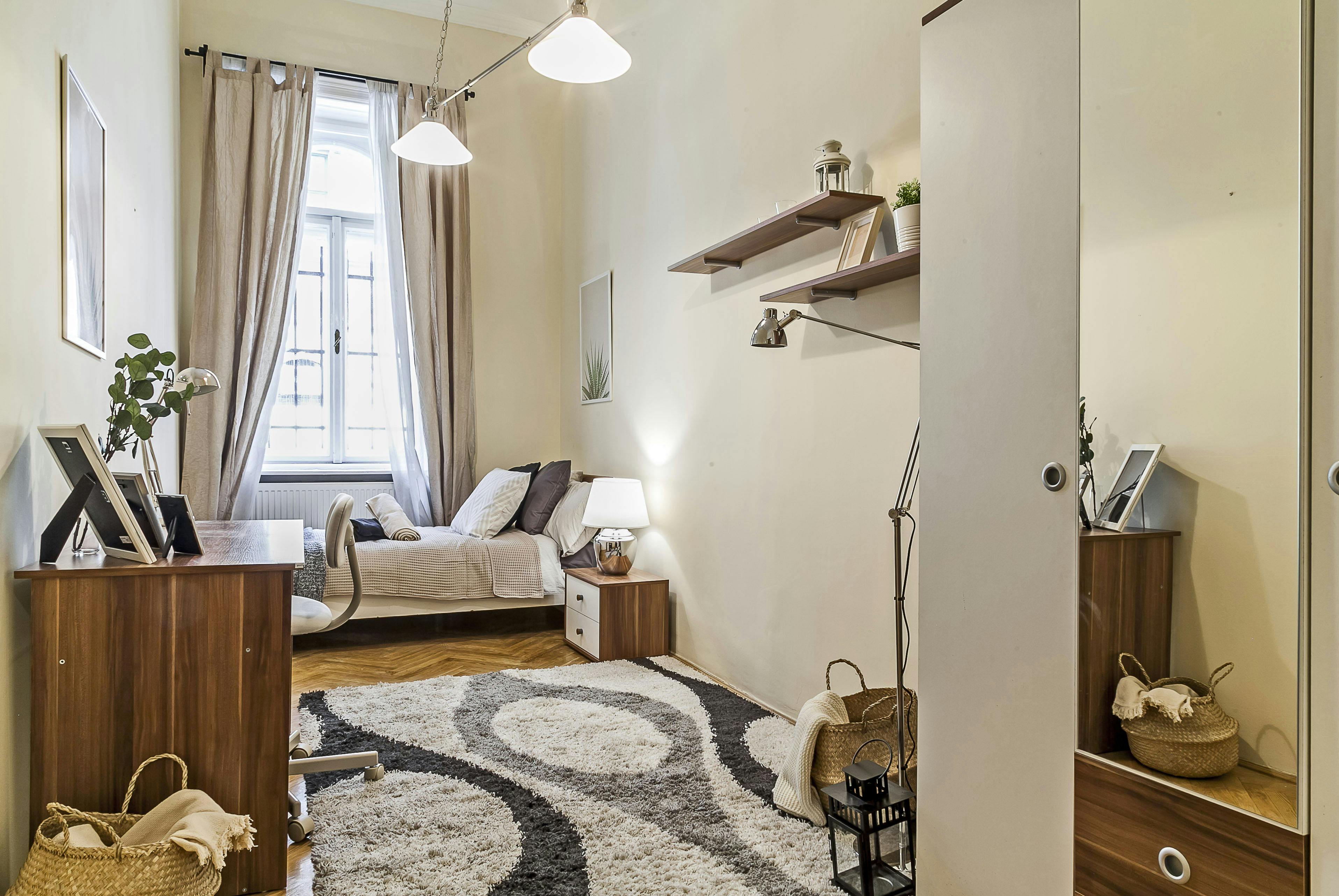 Bihari János utca, Budapest preview